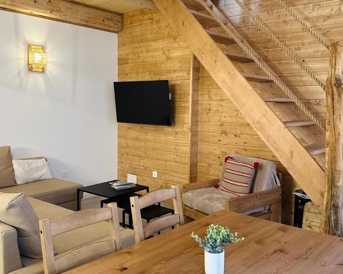 Апартаменты Duplex La Tour Сент-Этьен-де-Тине Экстерьер фото