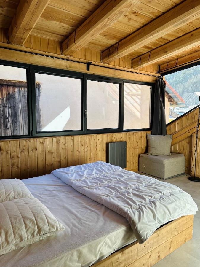 Апартаменты Duplex La Tour Сент-Этьен-де-Тине Экстерьер фото